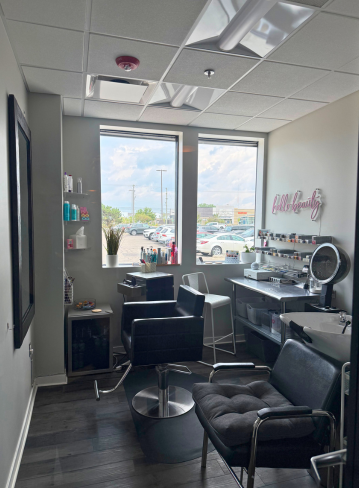Novi, MI Salon suite for rent