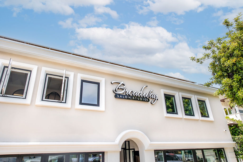 Exterior of Broadway Salon Studios La Jolla – upscale salon suites in a prime coastal location